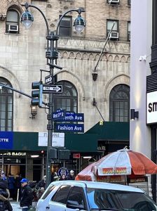 Made You Look – Stephanie 's Corner